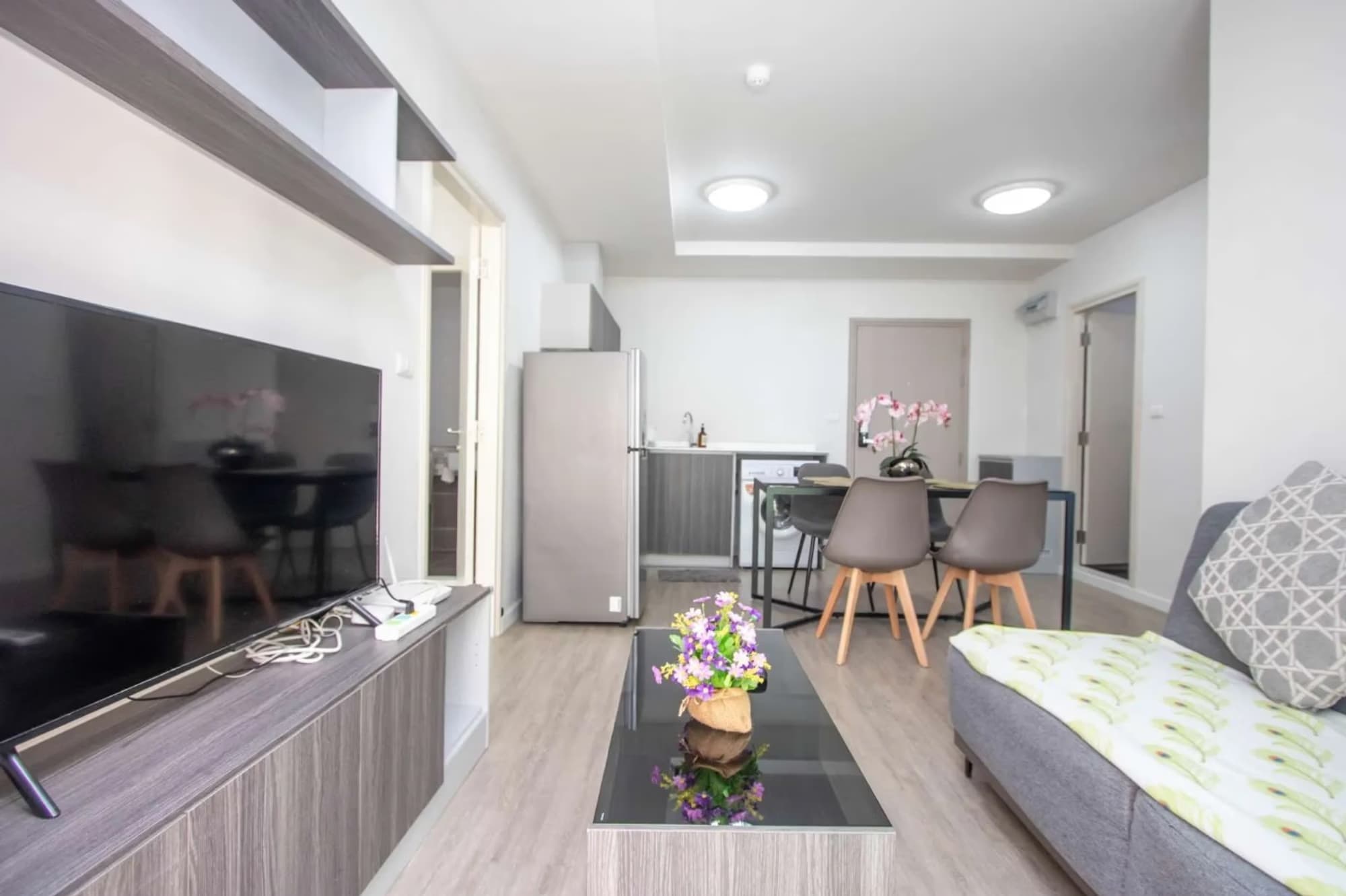 2 Bed Condo for Sale in Mueang Chiang Mai - Image 5