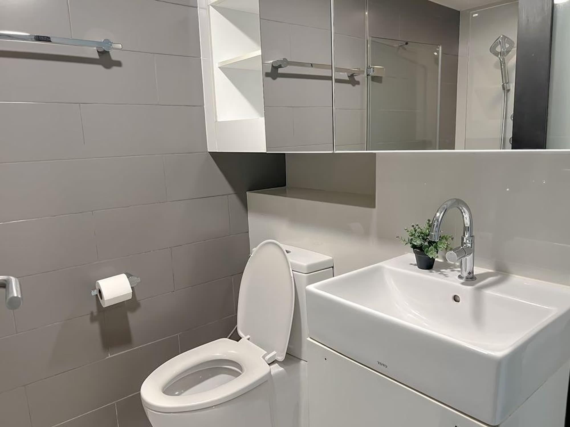 1 ห้องนอน Condo สำหรับ จำหน่าย ใน คลองเตย - Image 6
