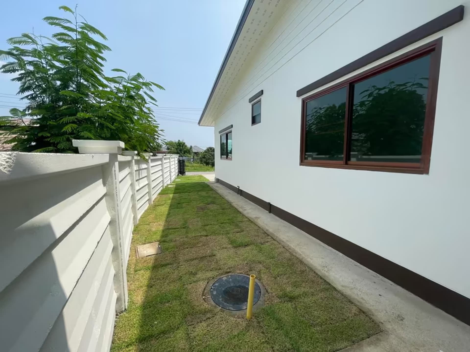 3 Bedroom House - Image 7