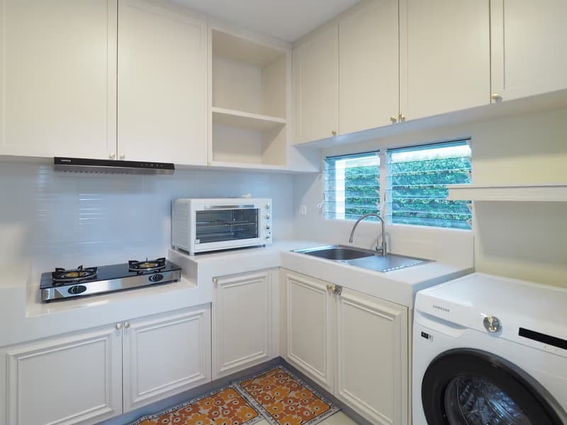 4 Bed House for Rent in Bang Phli