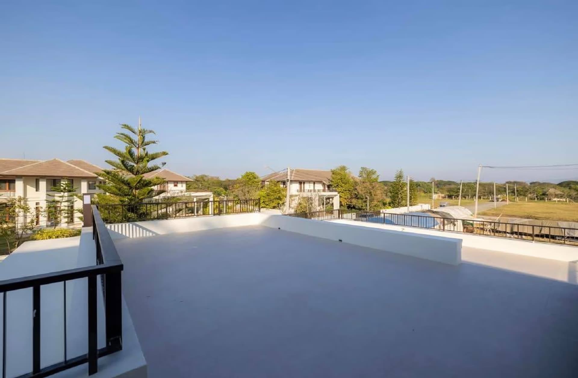 5 Bed House for Sale in Saraphi District - Image 22