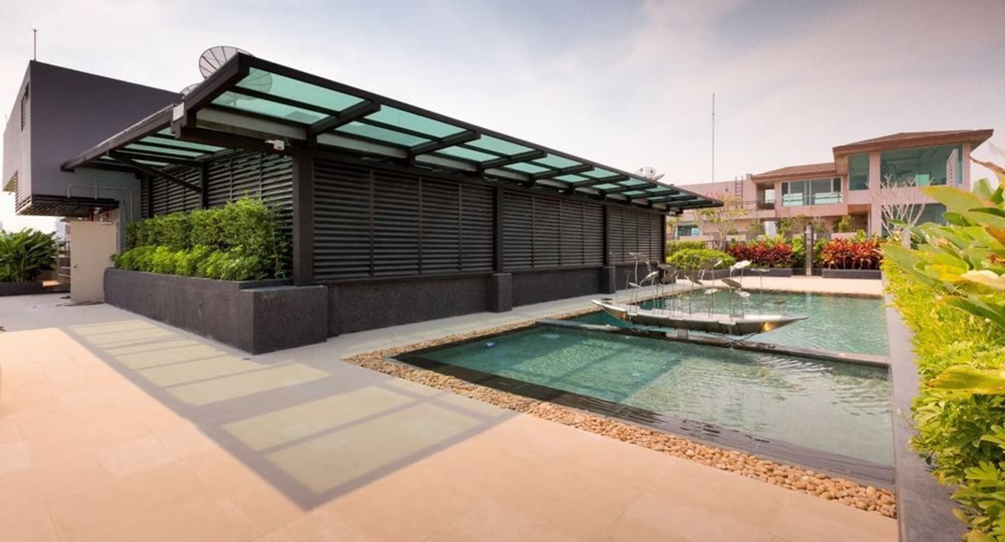 2 Bed Condo for Rent in Watthana - Image 11