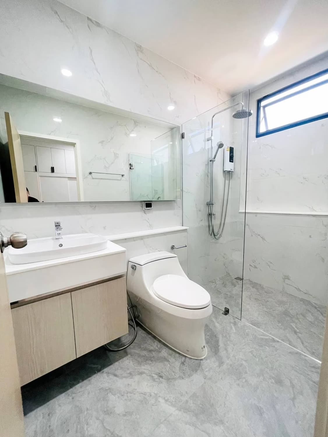 4 ห้องนอน บ้าน สำหรับ ขาย ใน Hang Dong - Image 11