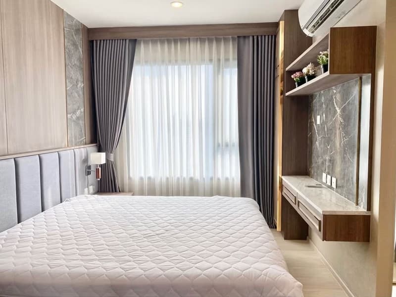 Condo for Rent at Life Asoke
