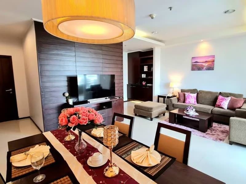 2 Bed Condo for Rent in Watthana