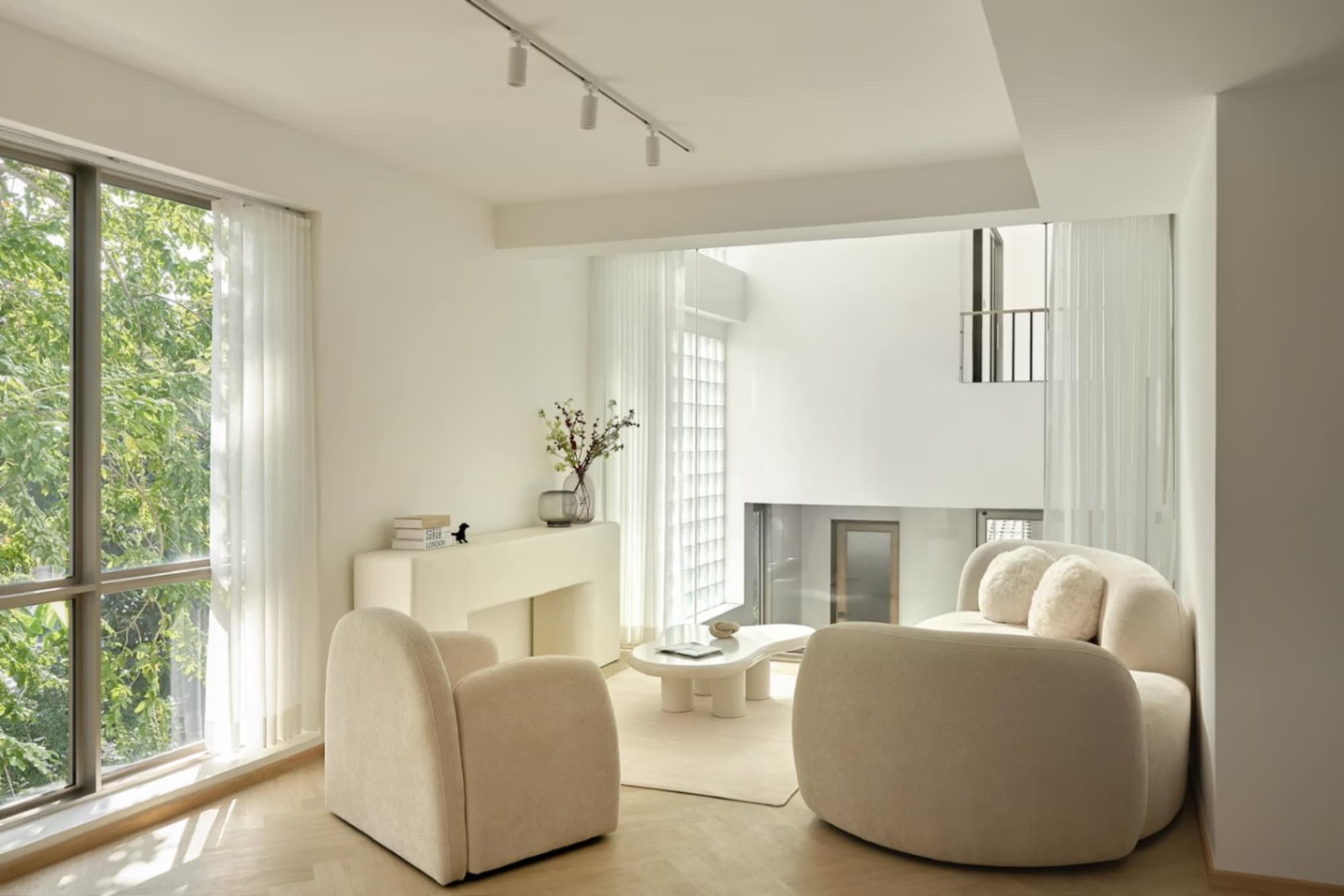 2 Bed House for Sale in Chatuchak - Image 3