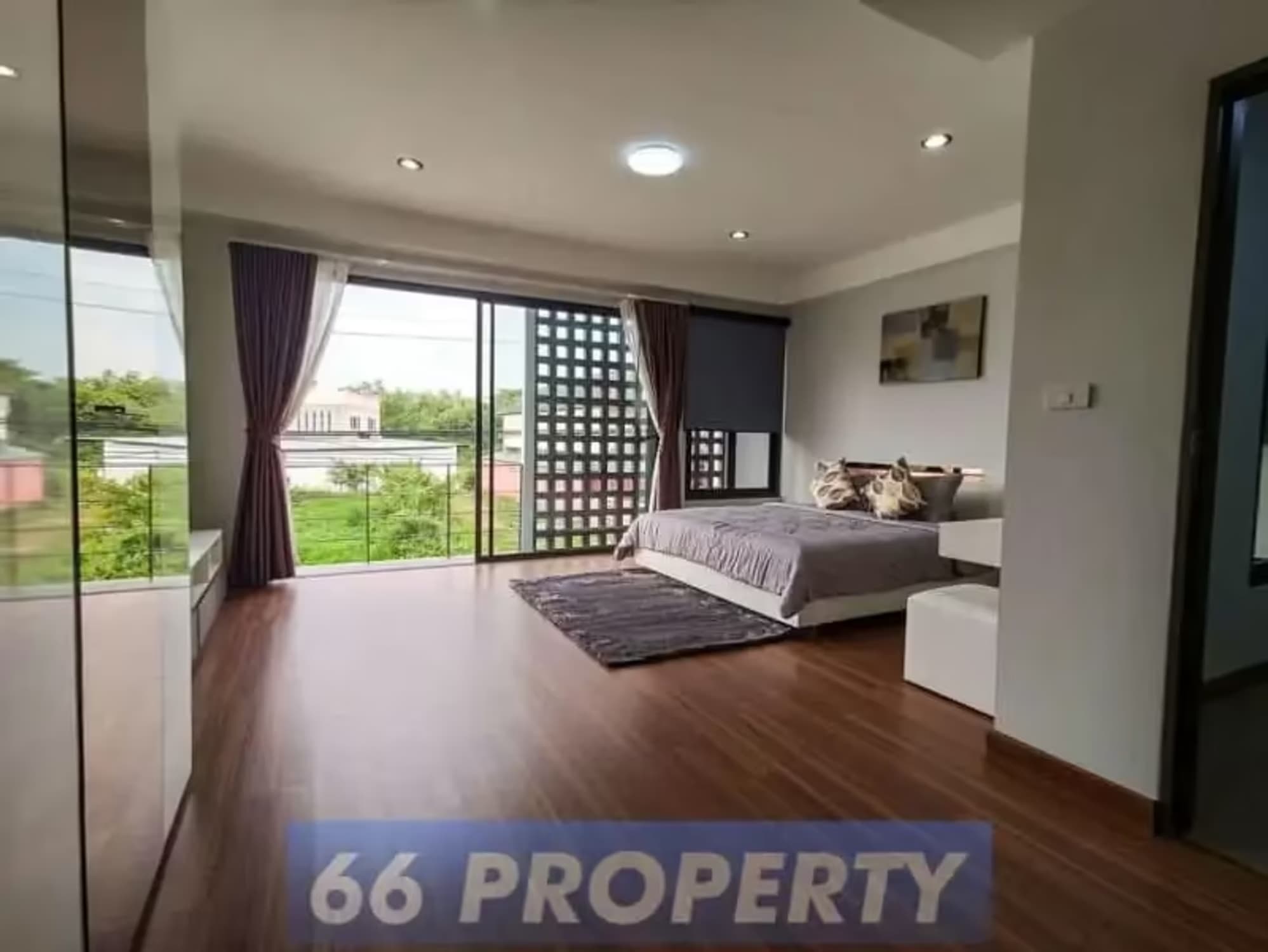 3 Bedroom House - Image 14