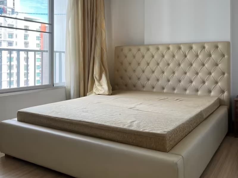 1 Bedroom Condo
