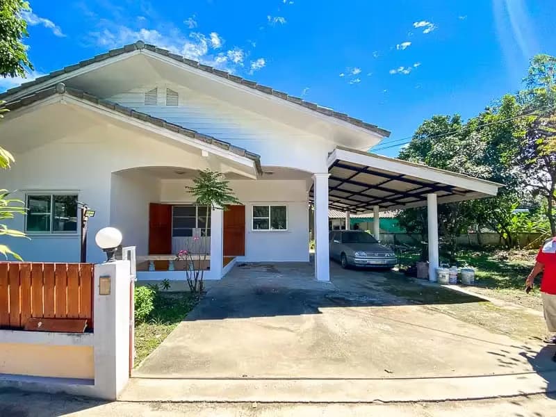 2 Bedroom House