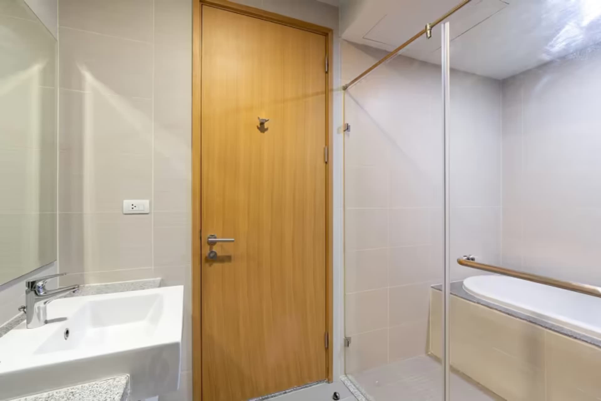 2 Bedroom Condo - Image 7