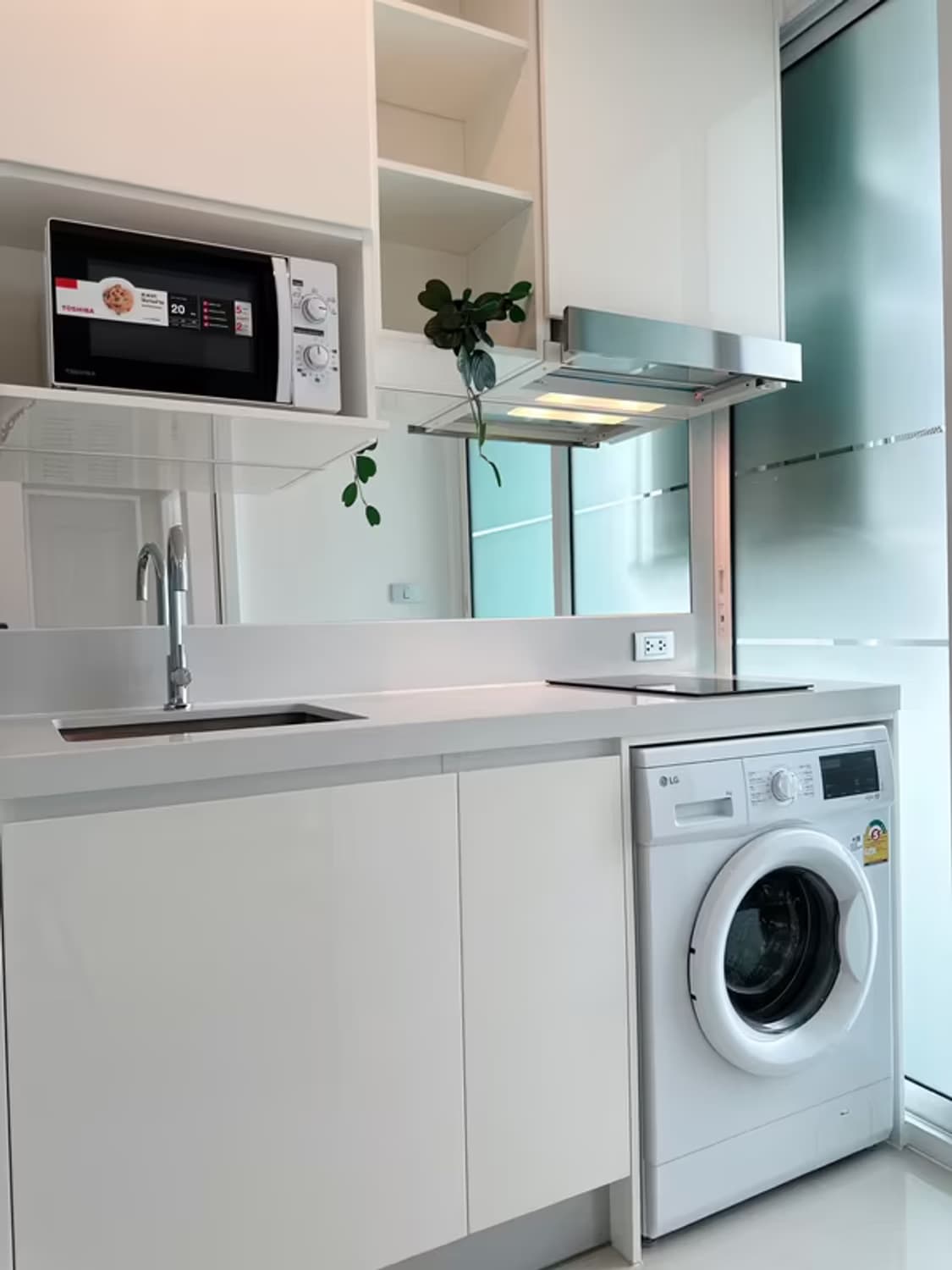 Condo for Rent at The Sky Sukhumvit - Udomsuk Station - Image 6