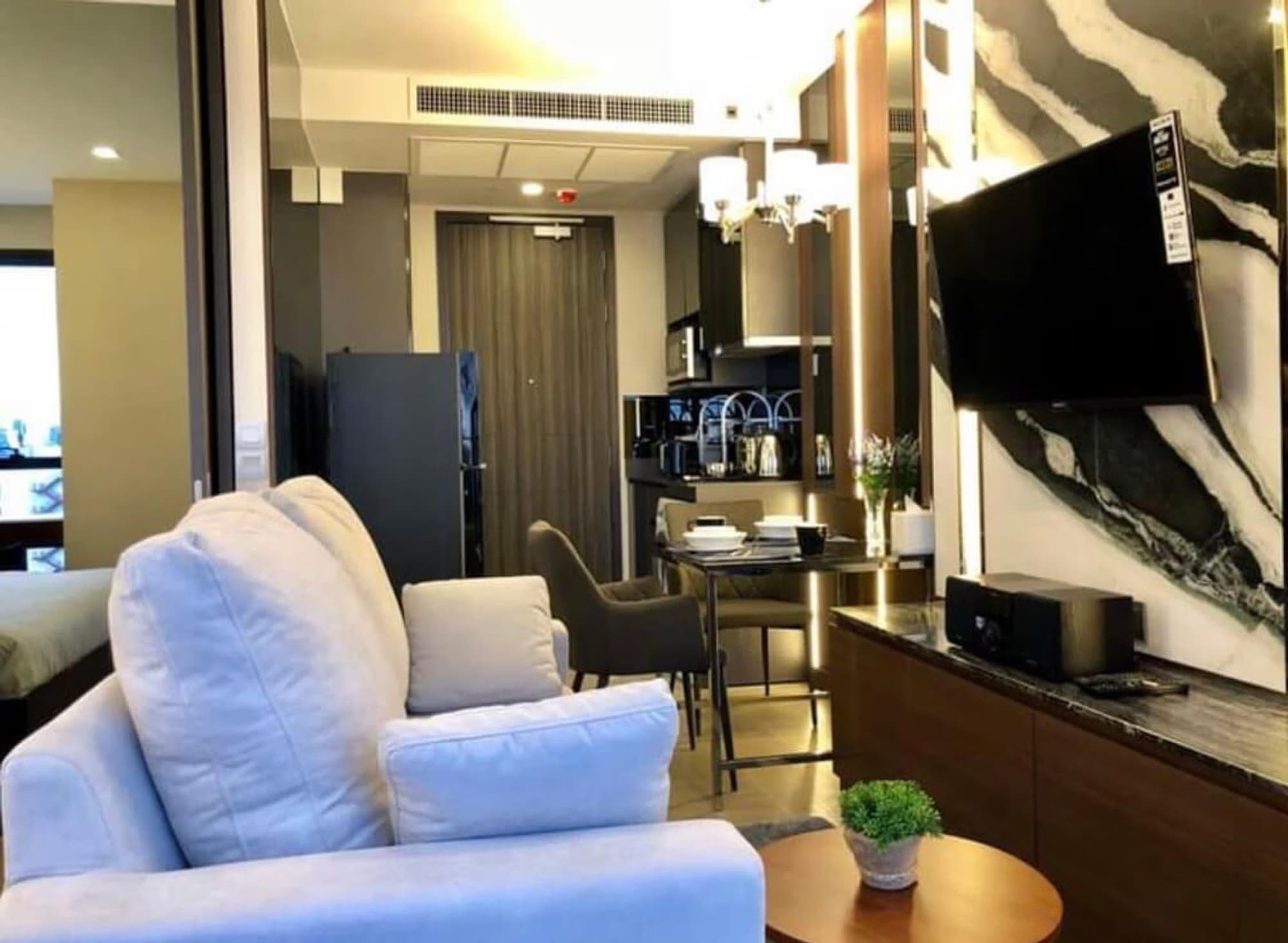1 Bedroom Condo for Rent at Ashton Asoke - Image 1