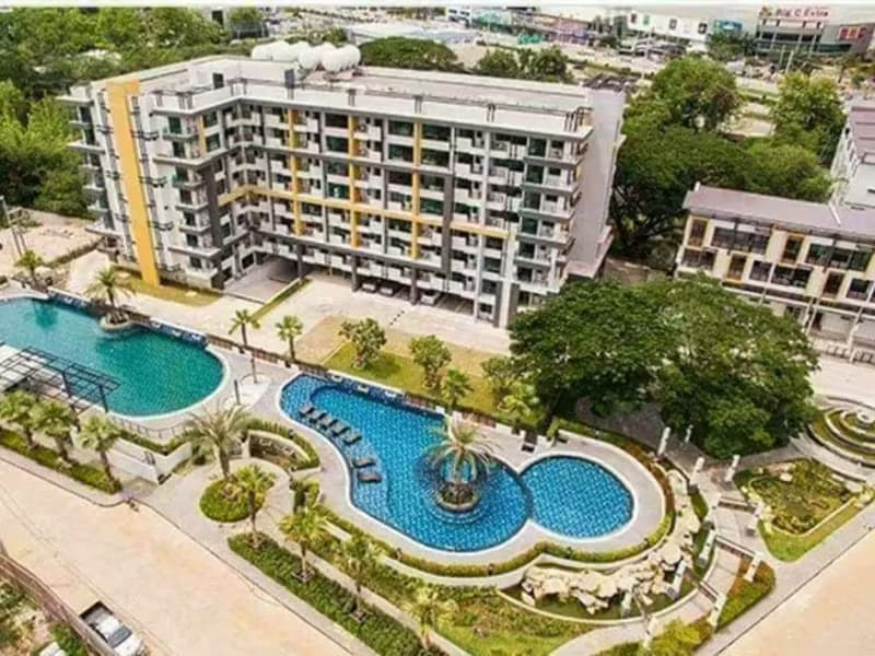 1 Bedroom Condo