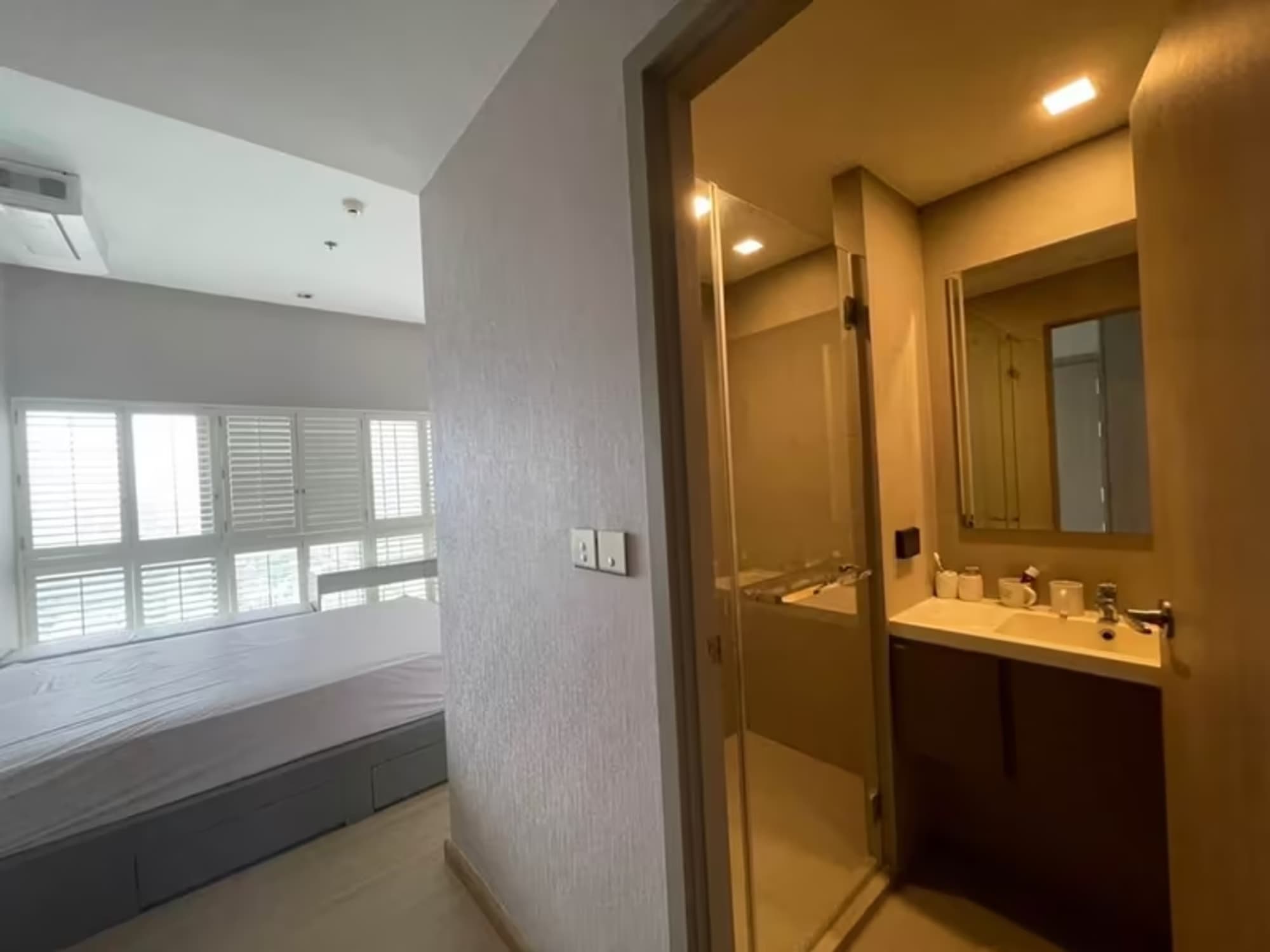  - Image 18