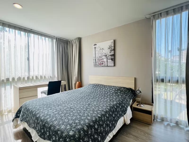 1 Bedroom Condo