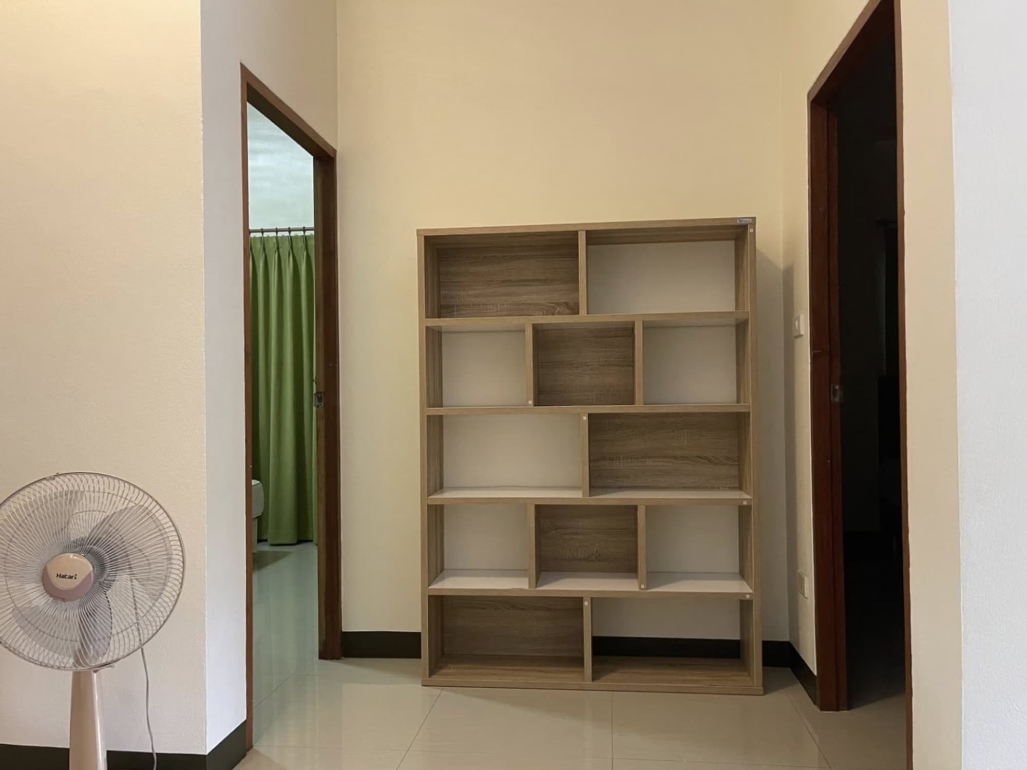 3 Bed House for Rent in Saraphi District - Image 5