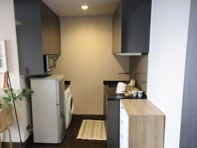  Condo for Rent, Sale at The Lumpini 24