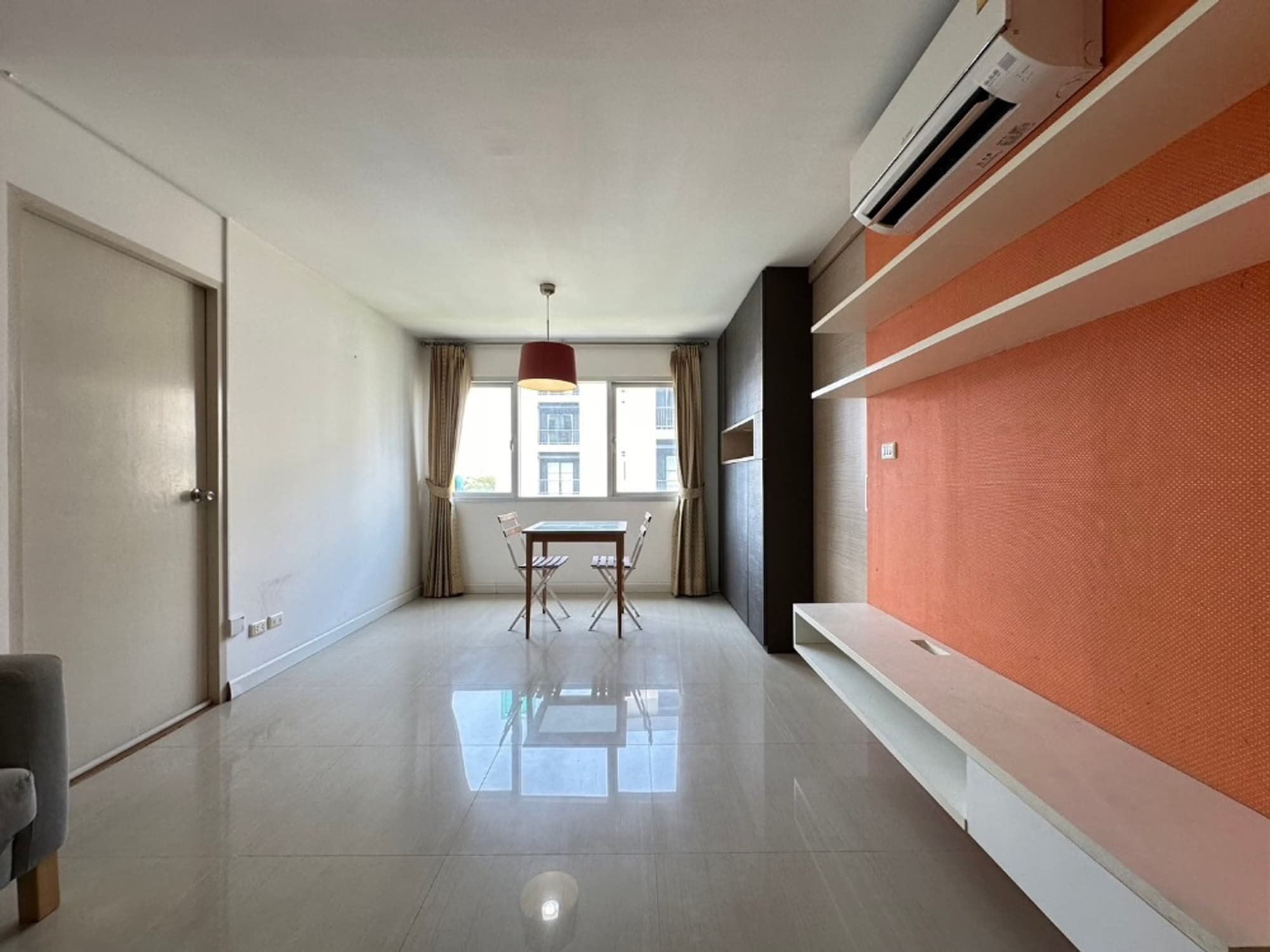 1 ห้องนอน Condo สำหรับ ขาย ใกล้ On Nut BTS - Image 3