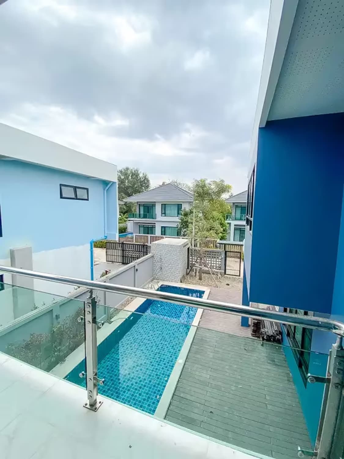 5 Bedroom House - Image 16