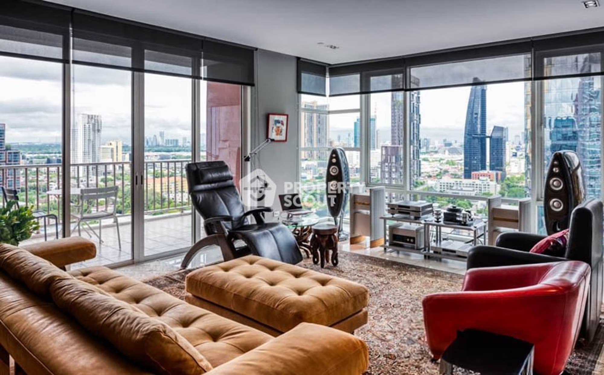 3 Bed Condo for Rent and Sale in Watthana - Image 3