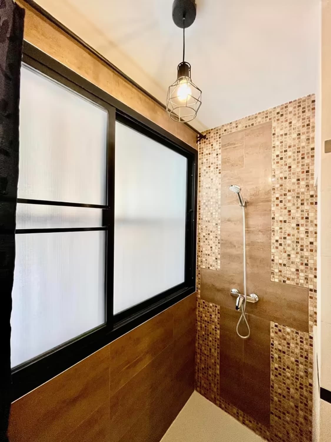 4 Bedroom House - Image 10