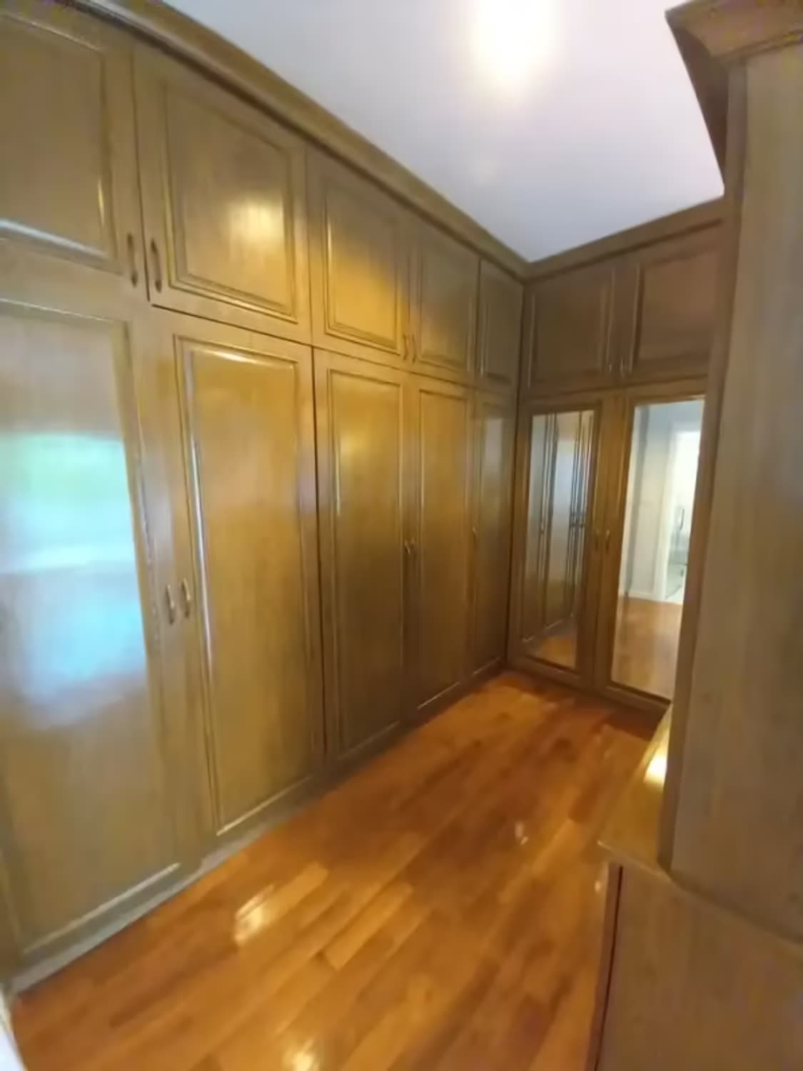 4 Bedroom House - Image 22