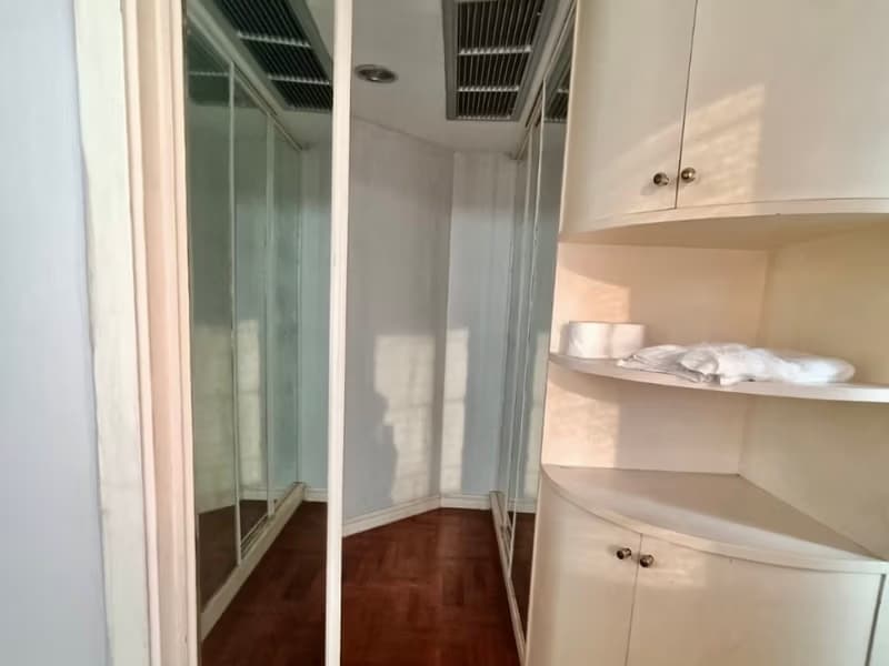 2 Bed Condo for Rent in Ratchathewi