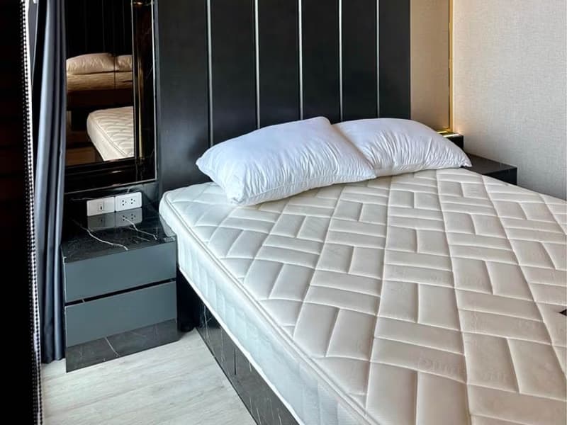1 Bed Condo for Sale  Near Sutthisan MRT