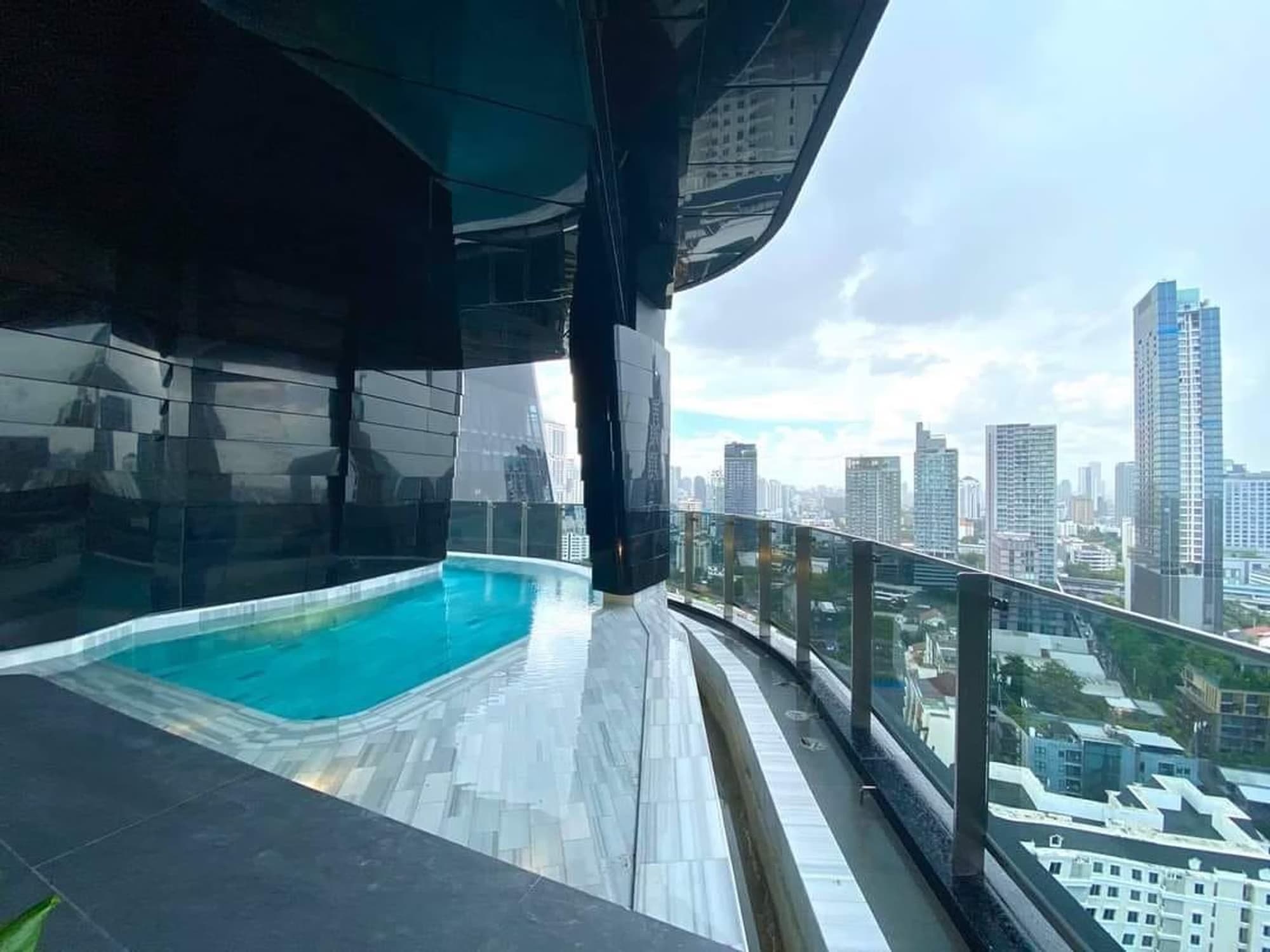 1 Bed Condo for Rent in Khlong Toei - Image 7