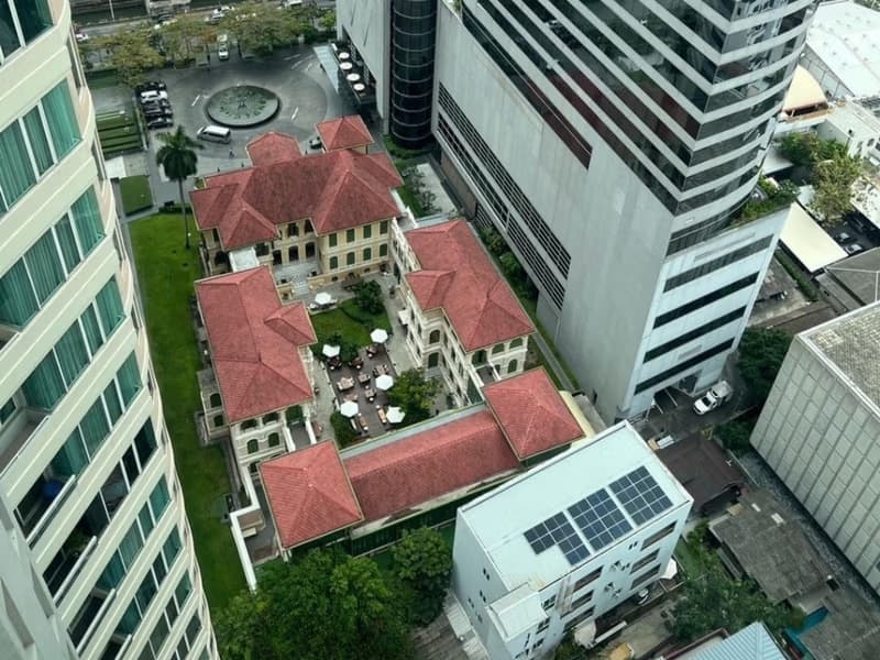 3 Bed Condo for Rent in Bang Rak