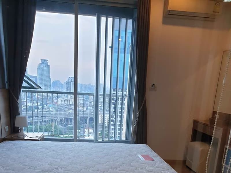 Condo for Rent at RHYTHM Sukhumvit 50