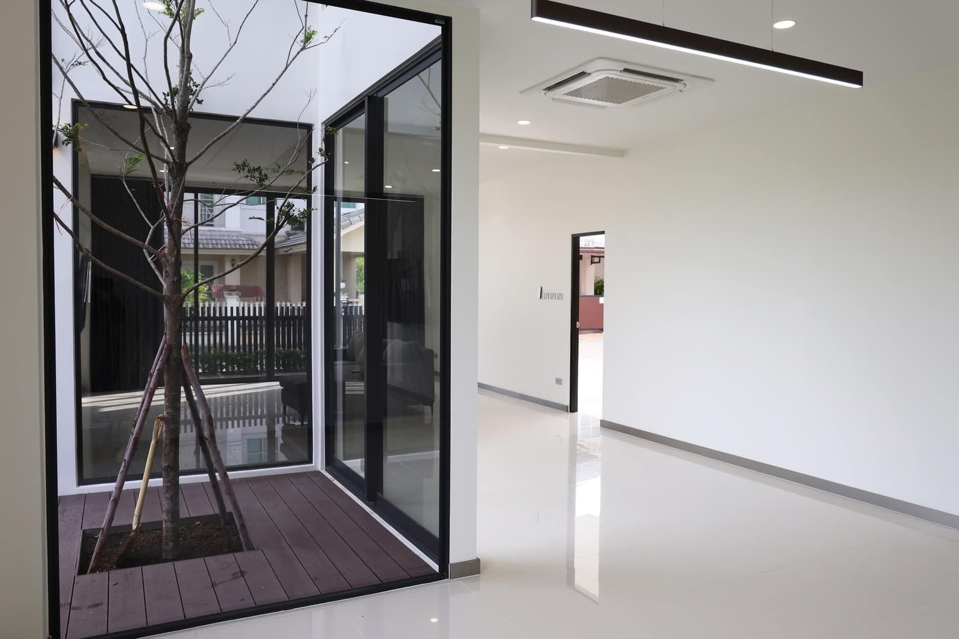 6 Bed House for Sale in Mueang Chiang Mai - Image 3