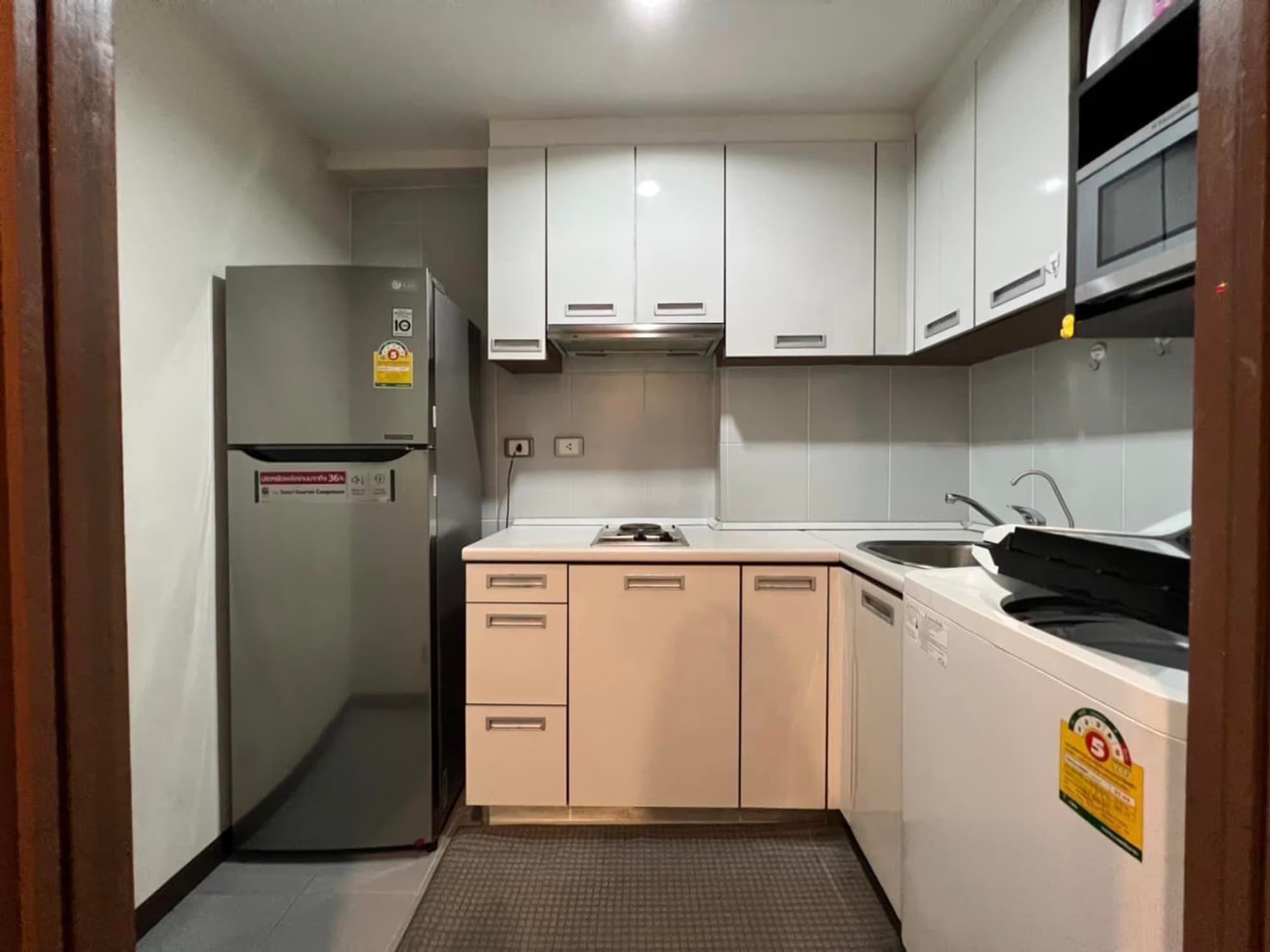 1 Bedroom Condo - Image 7
