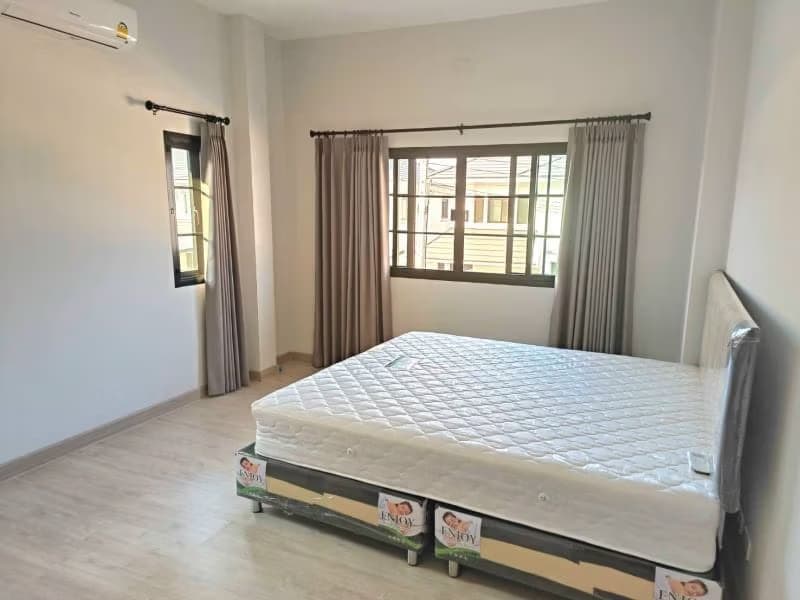 3 Bed House for Rent in Mueang Chiang Mai