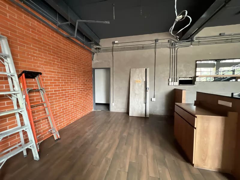 undefined Bed Commercial for Rent in Watthana