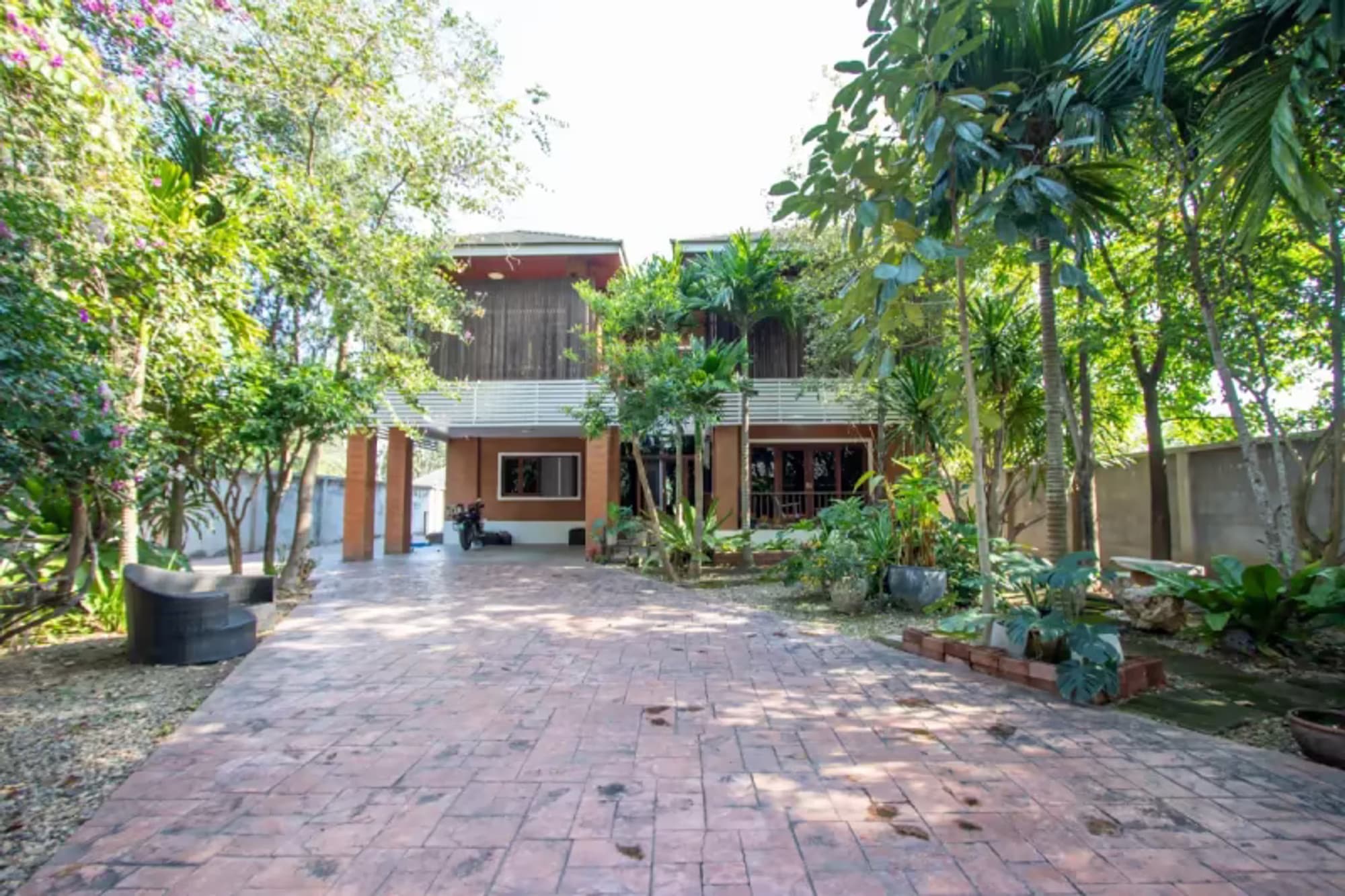 4 Bedroom House - Image 8
