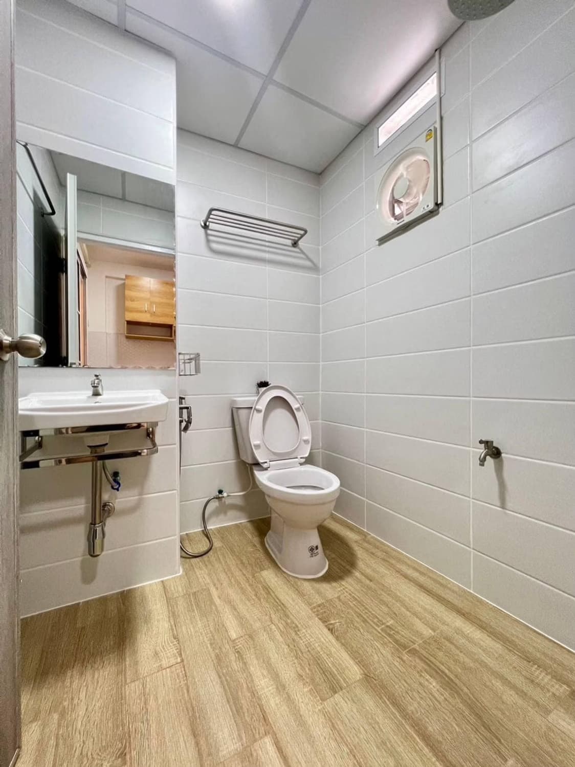 Condo for Sale at Sri Anant Condo   - Image 5