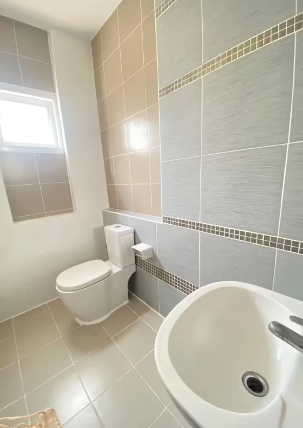 3 Bedroom House - Image 12