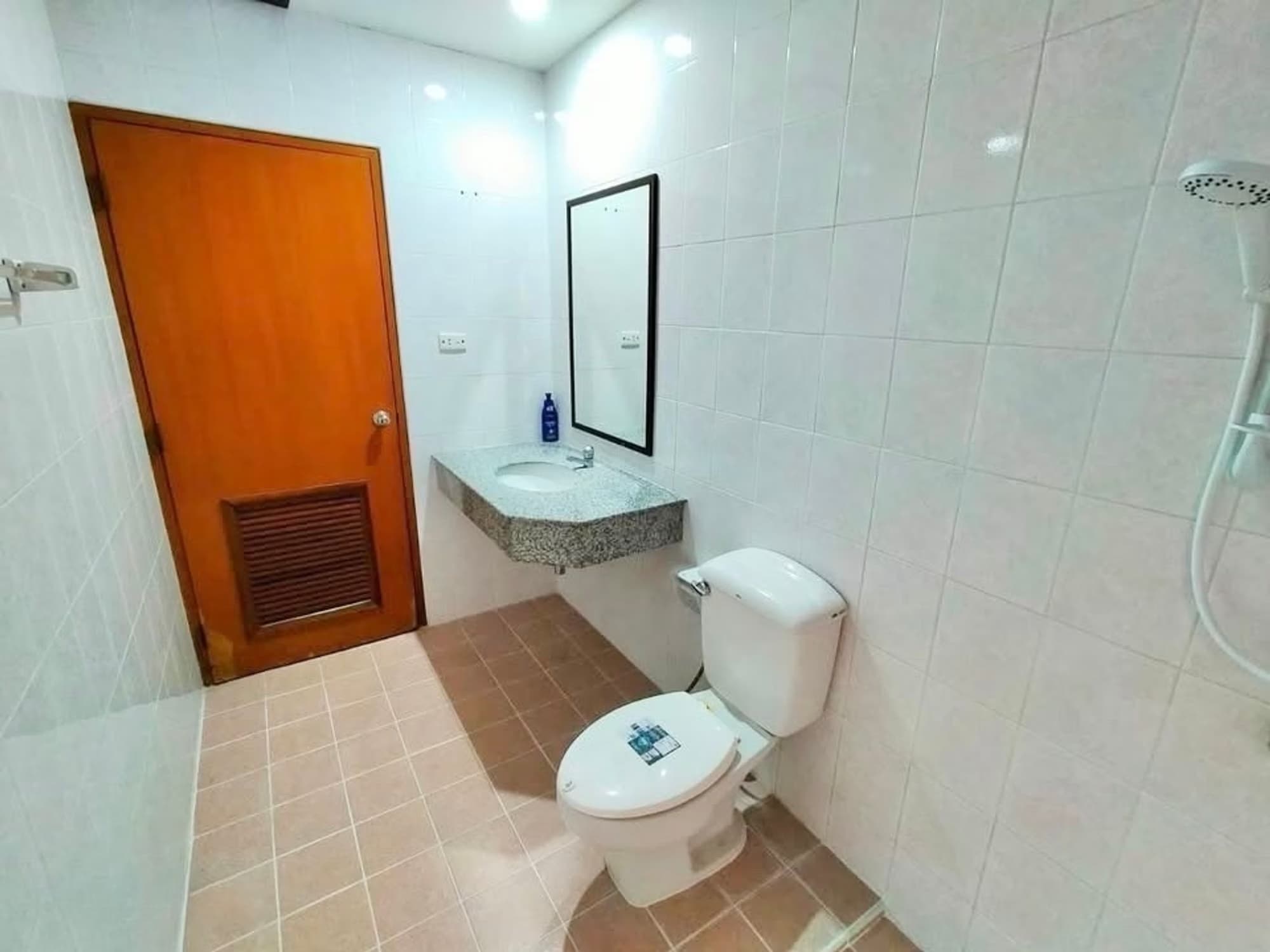 3 Bed House for Rent in Hang Dong - Image 9