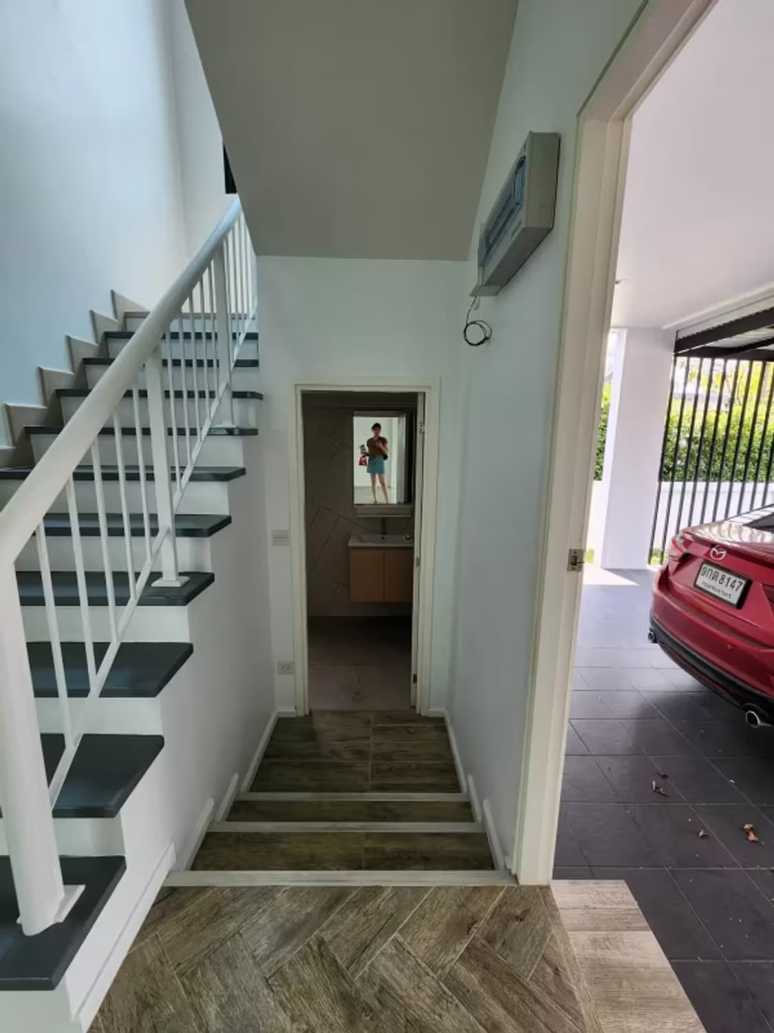 4 Bedroom House - Image 5