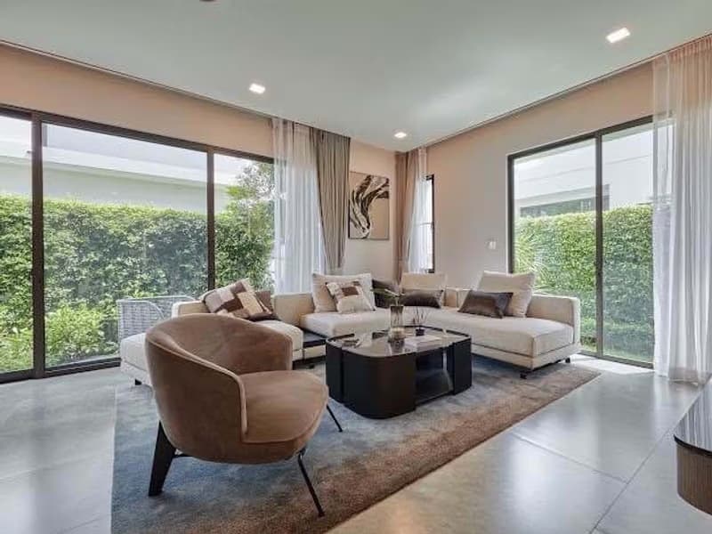 4 Bed House for Rent and Sale in Bang Phli