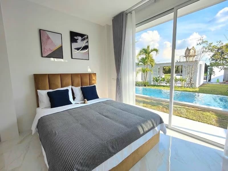 6 Bed House for Sale in San Kamphaeng District