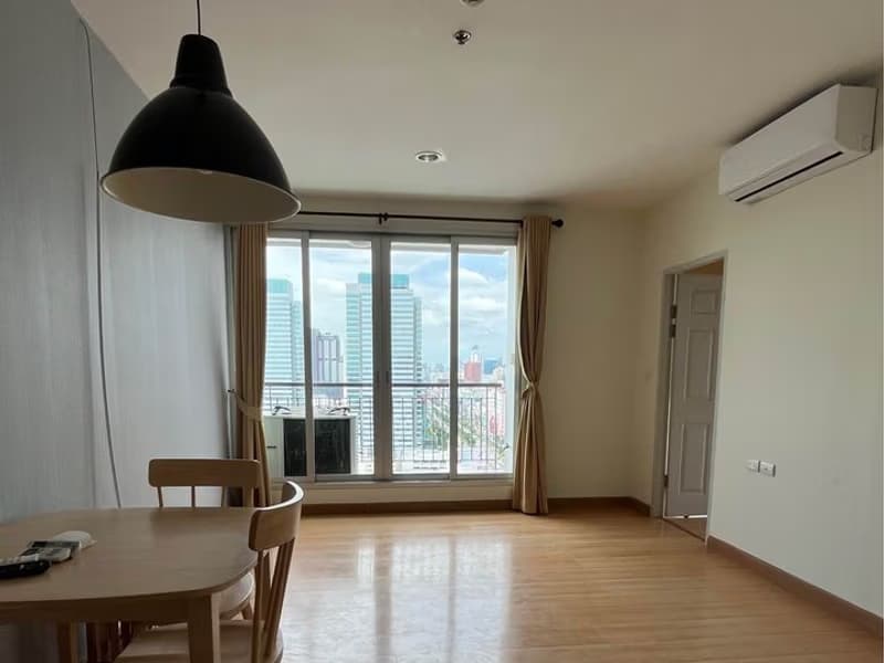2 Bed Condo for Sale in Huai Khwang