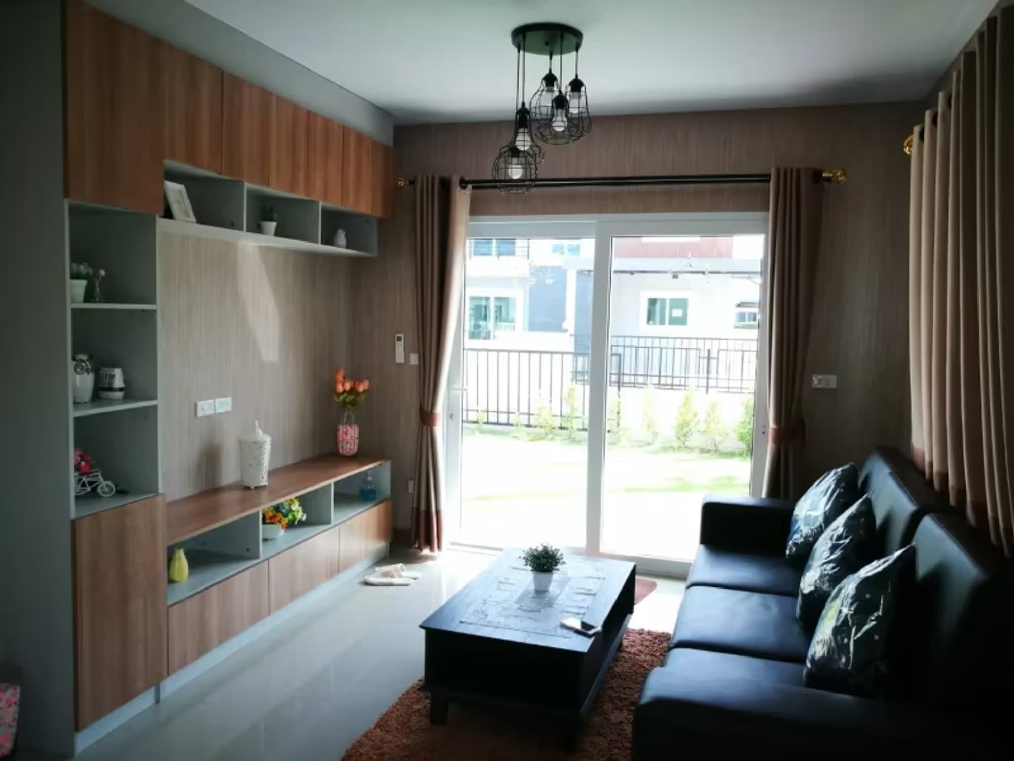 2 Bedroom House - Image 16