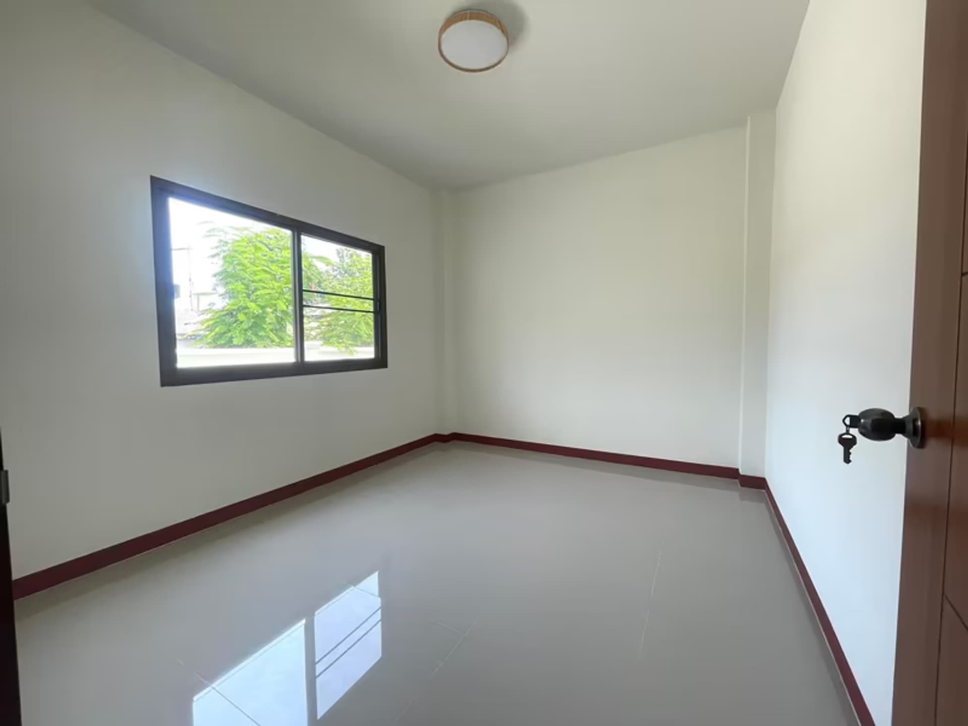3 Bedroom House - Image 8