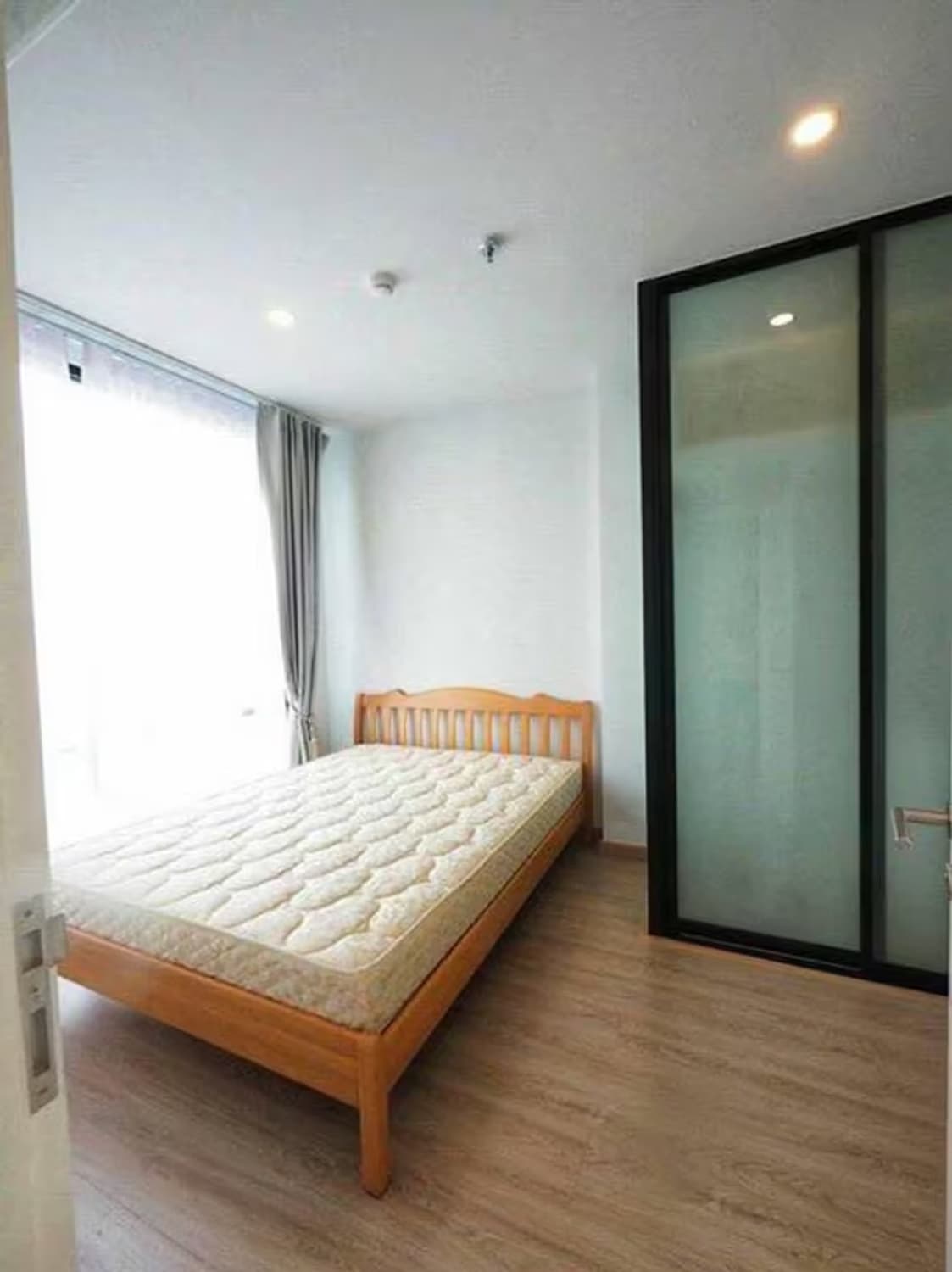 1 Bedroom Condo - Image 3