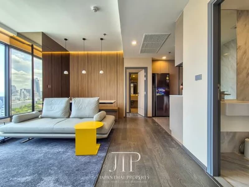 2 Bed Condo for Rent in Khlong Toei