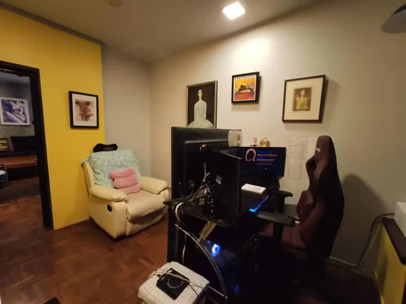 6 Bedroom House