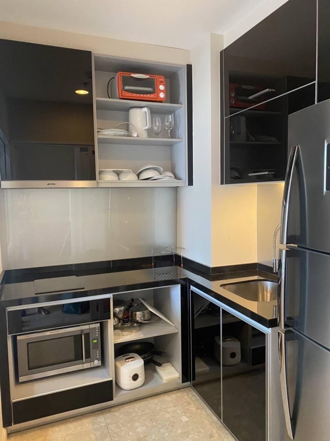 1 Bed Condo for Rent in Khlong Toei - Image 14