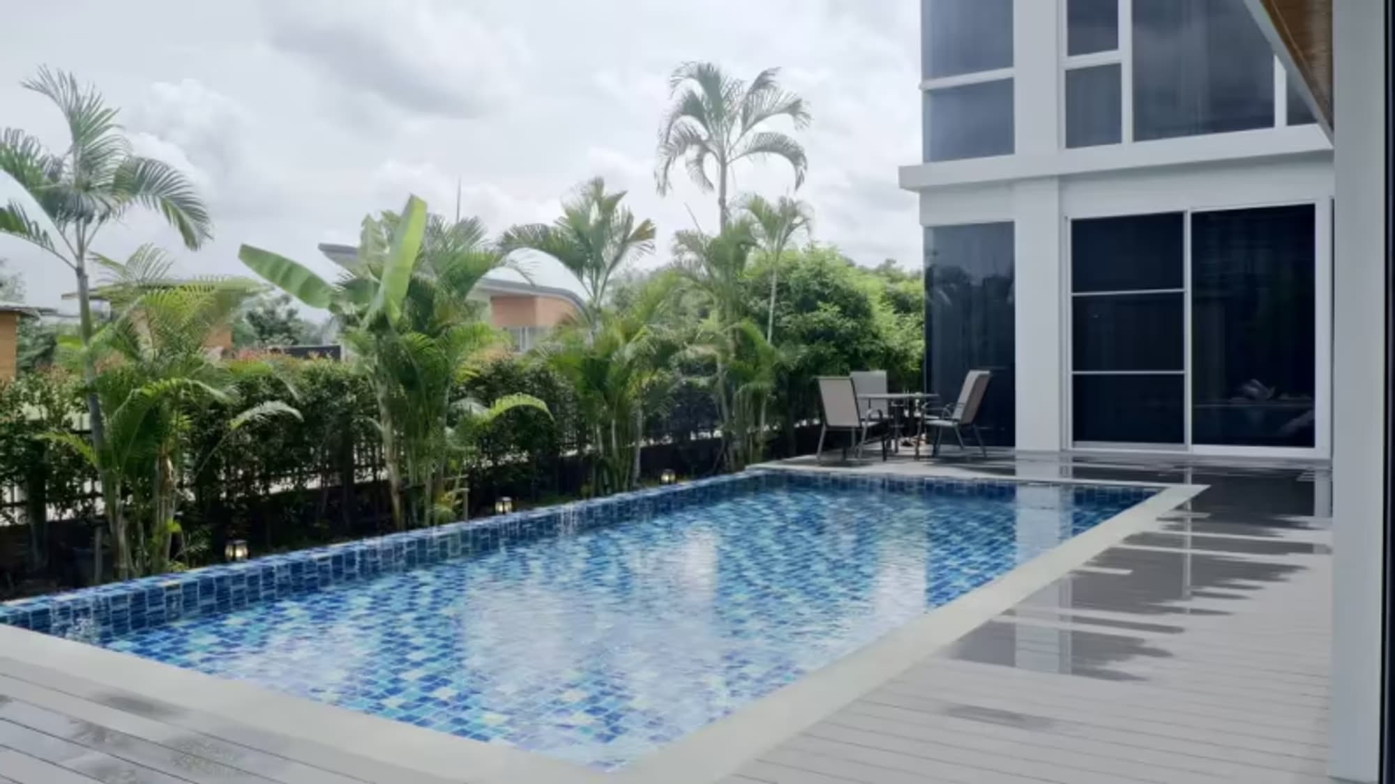 4 Bedroom House - Image 7
